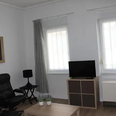 Zell - - Vakantiewoning Aan De Moezel - Duitsland Merl